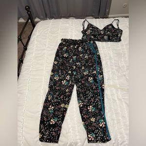 Lulus crop top & pants set
